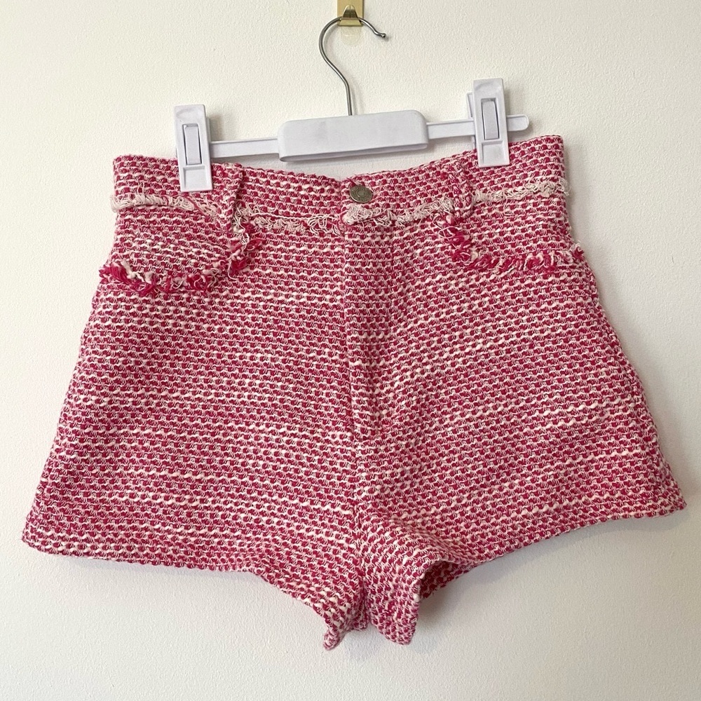 Zara pink and white tweed shorts
